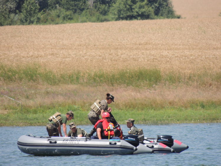 В гарнизон Хасково военнослужещи и пожарникари проведоха съвместни занятия 