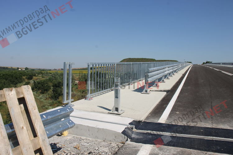 И днес пускането на отсечката за Стара Загора остана мираж