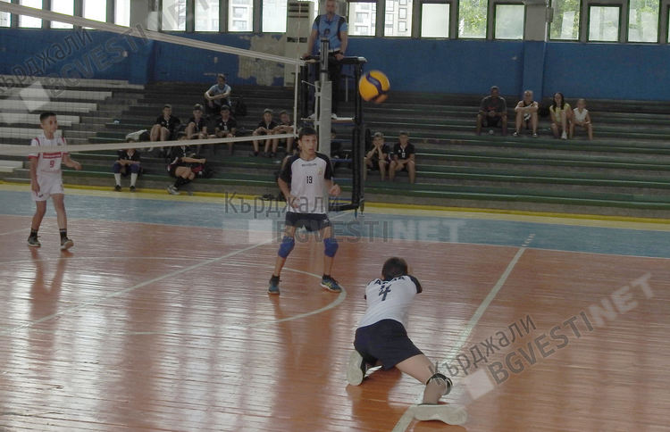 Финален турнир по волейбол за момчета до 13 г.се провежда в Кърджали
