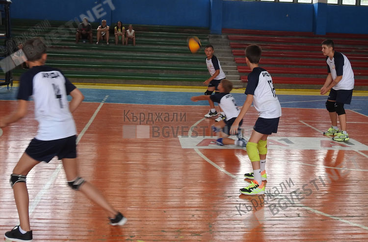 Финален турнир по волейбол за момчета до 13 г.се провежда в Кърджали