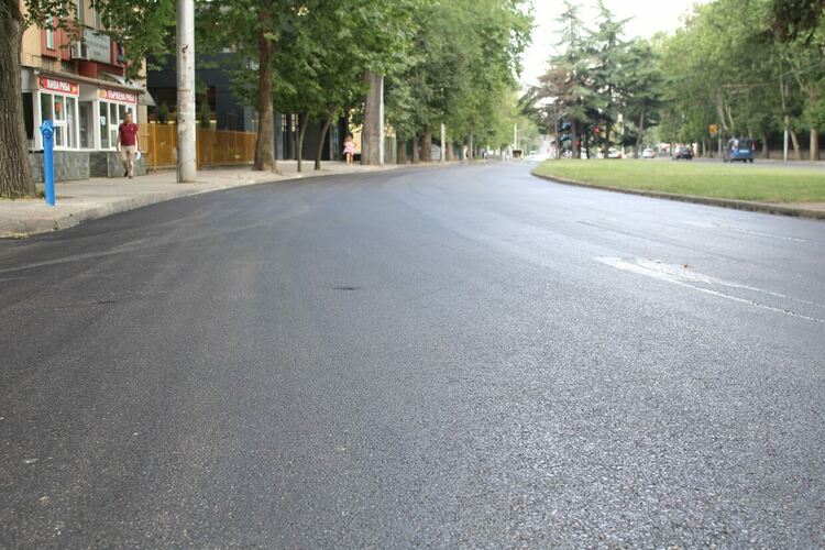 Възстановиха движението по бул. „Съединение“ след асфалтирането и подмяната на водопровода