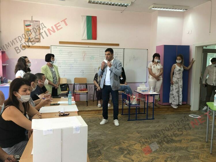 Иво Димов гласува за нормалност, диалогичност и разум