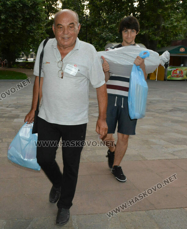 Подвижна секция първа подаде бюлетините в Хасково