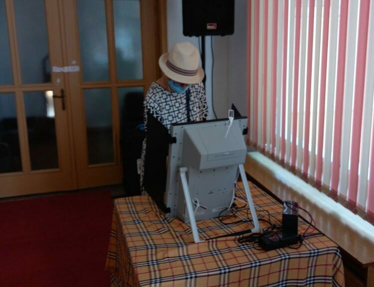 Изборната активност към 10 часа е 7,95%