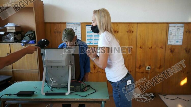 Проверяват заместник-кмет за нерегламентирана агитация