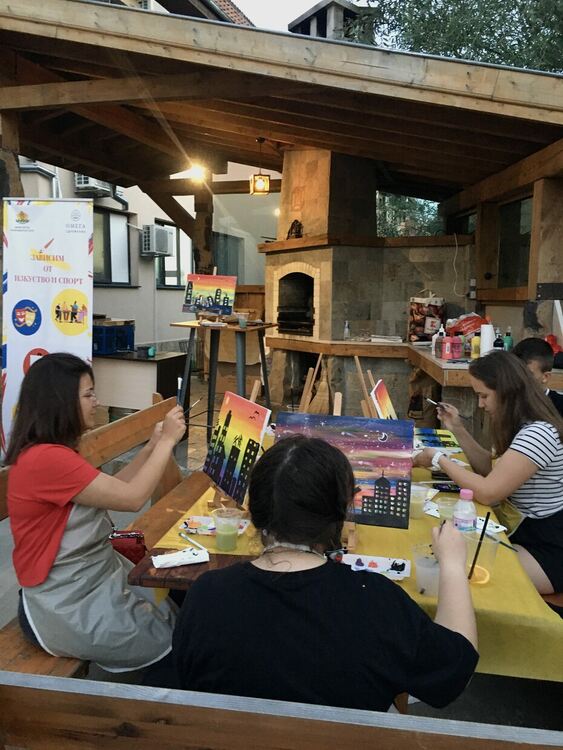 „Омега“ събра младежи на пленер като противовес на зависимостите 