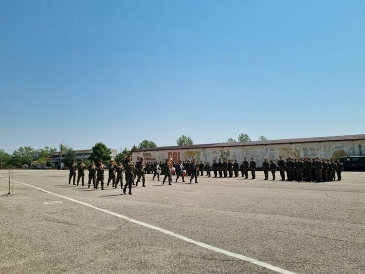 Военното формирование на Асеновград с нов командир (снимки)