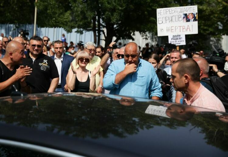 Борисов след разпита в полицията: Викнаха ме за заплаха, че някой ще го ям