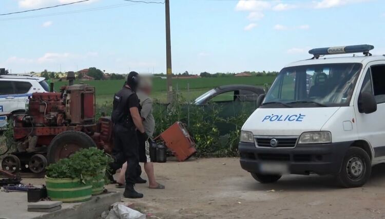 Задържаният за купуване на гласове в Славяново на свобода срещу 3000 лева гаранция 