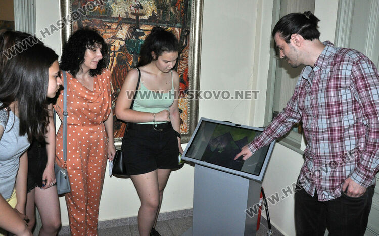 „Атанас Шеренков“-първата в страната галерия с изкуствена невронна мрежа за презентация и рисуване