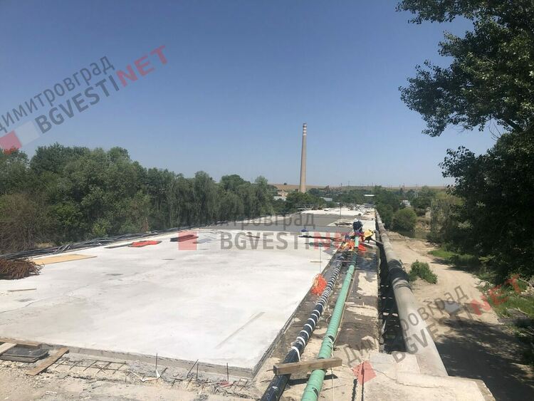 До края на месеца ще тръгне автотрафика по моста над рeка Марица?