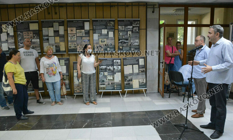 Три пана със снимки и информация за белогвардейците в Хасковско стават част от изложбата "Ваше благородие, госпожа Чужбина...“