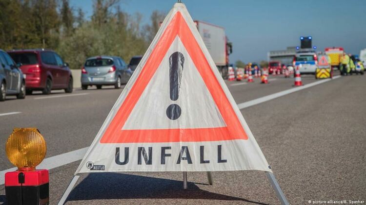 55 автомобила се сблъскаха на магистрала в Румъния, 15 души в болница