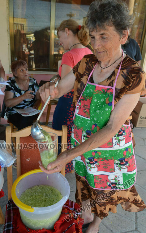 Ябълковската пуска събра отново ценители от близо и далеч