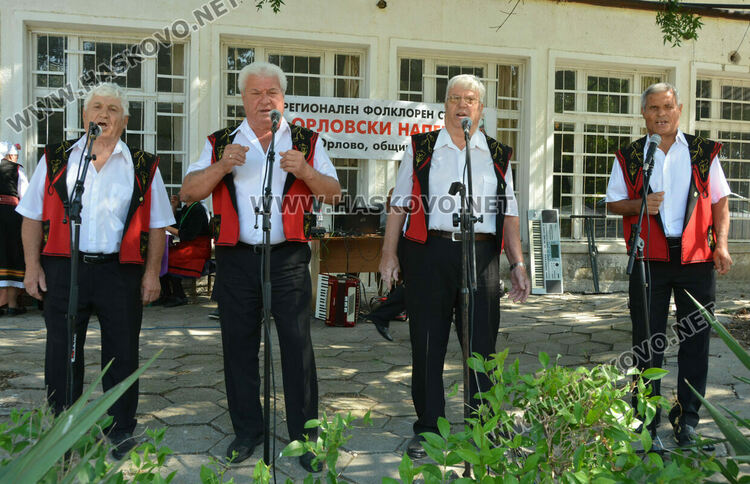 Четвъртият събор &bdquo;Орловски напеви&ldquo; събра фолклорни групи от цялата страна