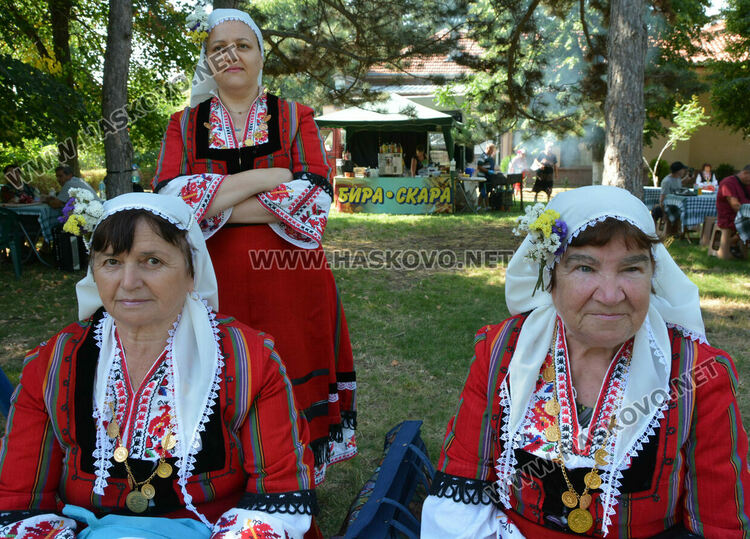 Четвъртият събор &bdquo;Орловски напеви&ldquo; събра фолклорни групи от цялата страна