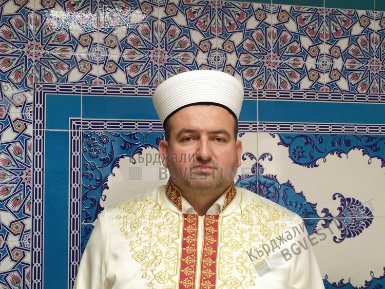 Басри Еминефенди