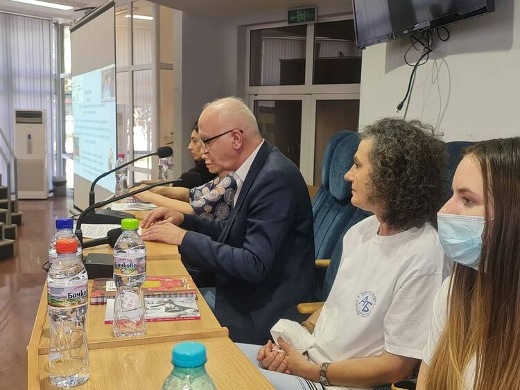 Семинар по проблемите на хора с Алцхаймер се провежда днес в Димитровград