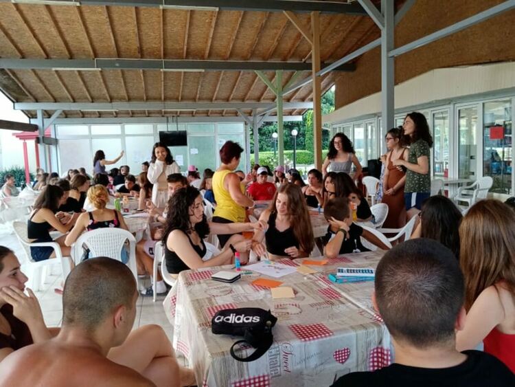 83 изявени ученици  от ОДК  участват в Творческа ваканция в с.Кранево