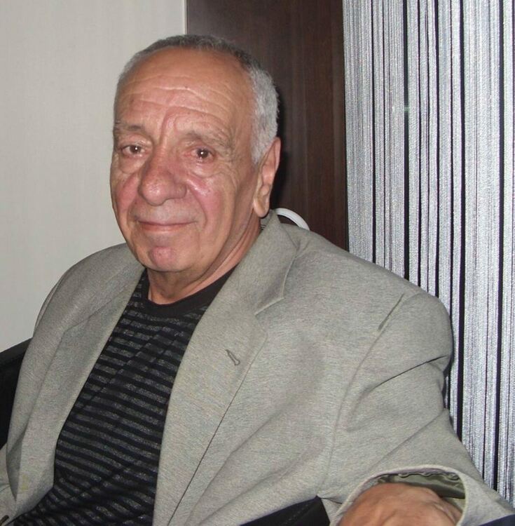 Почина поетът Ивайло Балабанов