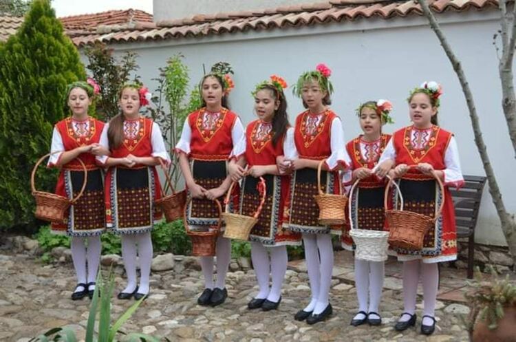 Сребърна и Бронзова лири завоюваха талантливи деца на Първомай