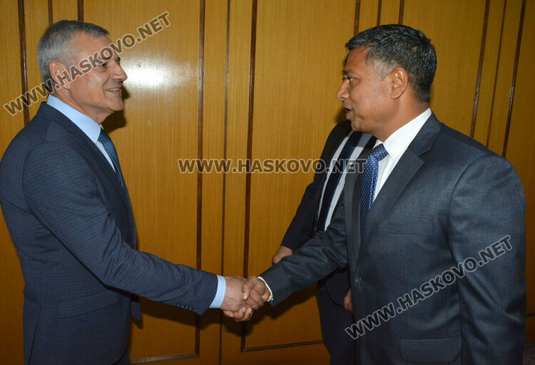 Индийският посланик Санджай Рана: Виждаме ви като портал към Европа