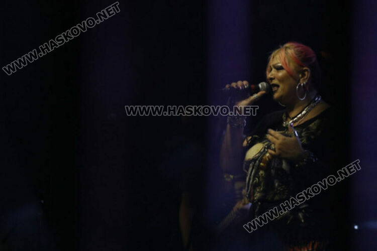 Тома, SEVI, Хангар 42 и Милена във втората вечер на “Хасково рок”