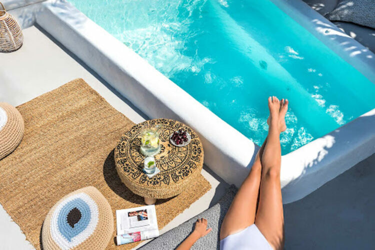 Слънчево и горещо в неделя