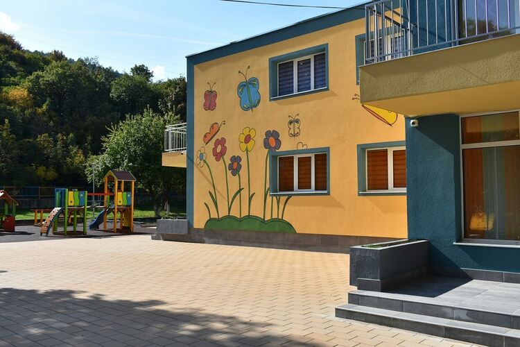 Временно се преустановява работата на млечната кухня и яслата в Асеновград 