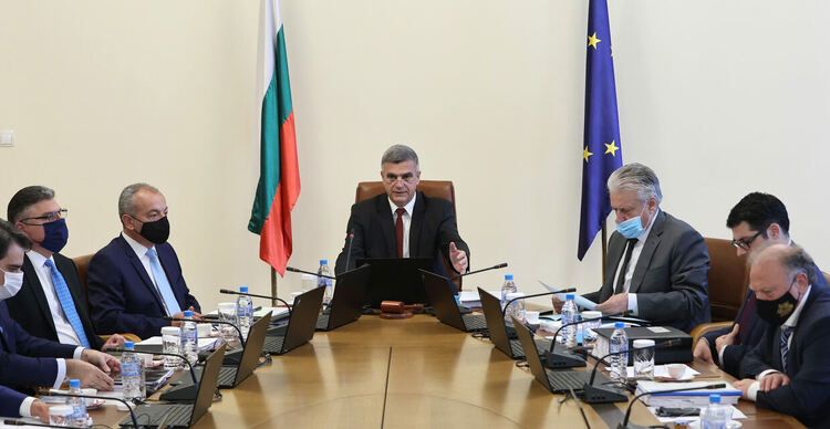 Над 32,5 млн. лв. допълнително одобри правителството за спешни ремонти и оборудване на училища