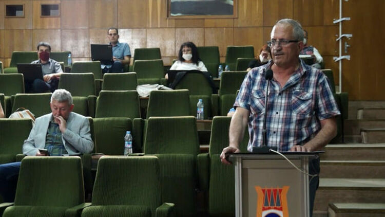 Днес общинските съветници  се събират на редовно заседание