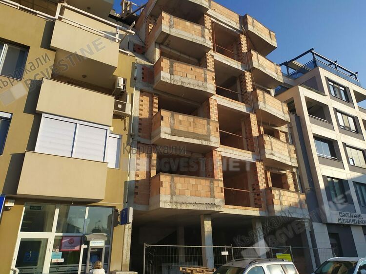 Пик на пазара на жилища в Кърджали, гурбетчиите влагат парите си в недвижими имоти