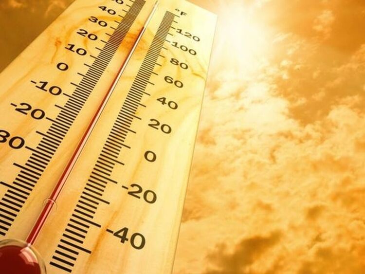 Температурата в Първомай подмина 40°С