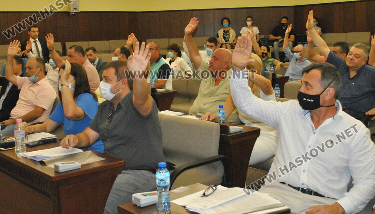 Общинският съвет отряза бизнесплана на ВиК, в който е заложено увеличението на водата. Изпраща декларация до Парламента