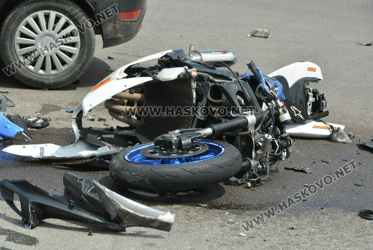 Отново! Мотоциклетист пострада по пътя Девин-Кричим