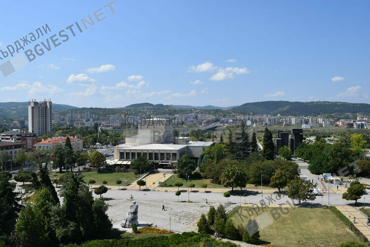 Отново оранжев код за опасни жеги в областта,живакът в термометрите ще гони 40 градуса