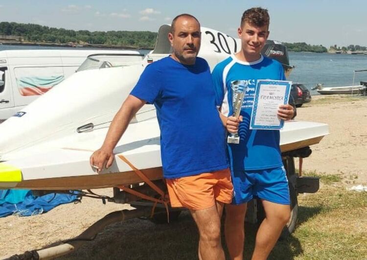 Светослав Раев със заявка за призово класиране във водомоторните спортове