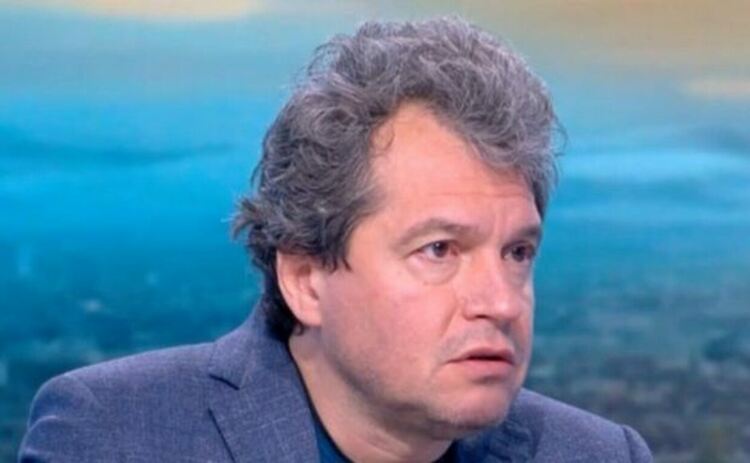 Явно съм доста глупав. Те дават различни сигнали. Не мога да се ориентирам