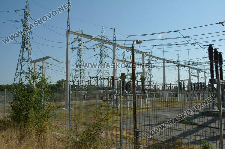 Токът в Хасково спрял снощи заради взрив в съоръжения в подстанция