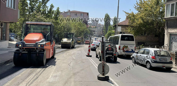 Асфалтираха част от булеварди с нов водопровод в Хасково