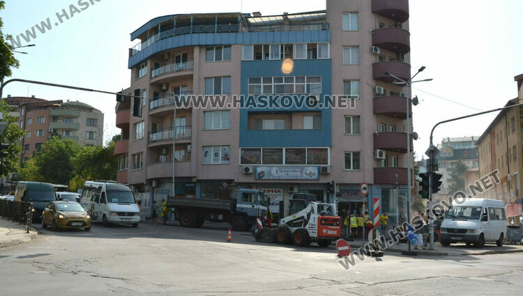 Задръствания в центъра на Хасково заради затворени булеварди