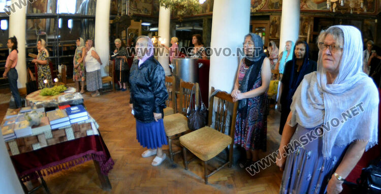 Ритуал по освещаване на първото грозде в Хасково на Преображение Господне