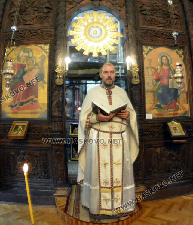 Ритуал по освещаване на първото грозде в Хасково на Преображение Господне