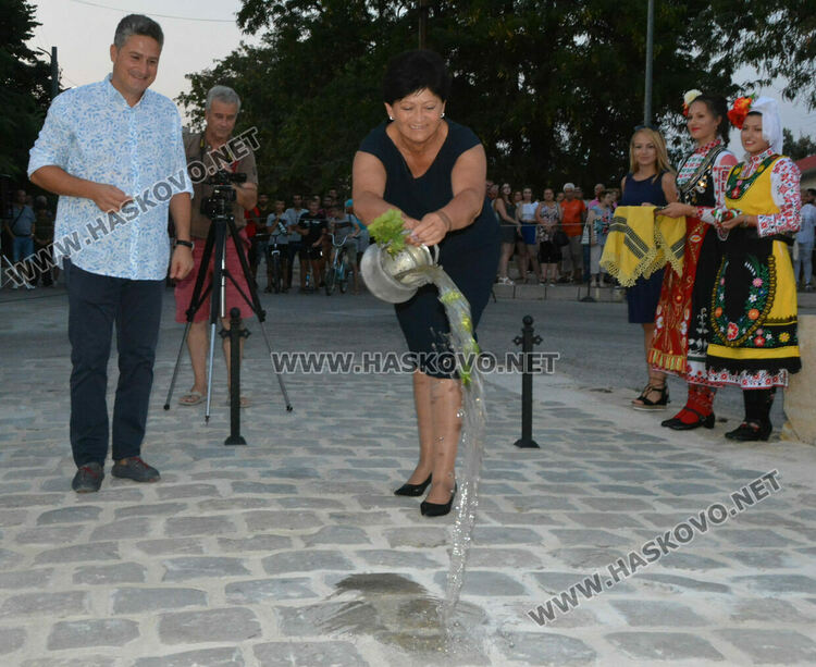 Официално откриха възстановения Гърбав мост в Харманли