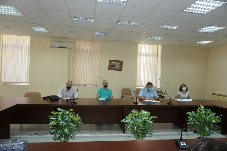 Започват проверки в магазини, заведения, зали, басейни и автобуси в Хасковско