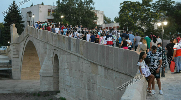 Официално откриха възстановения Гърбав мост в Харманли