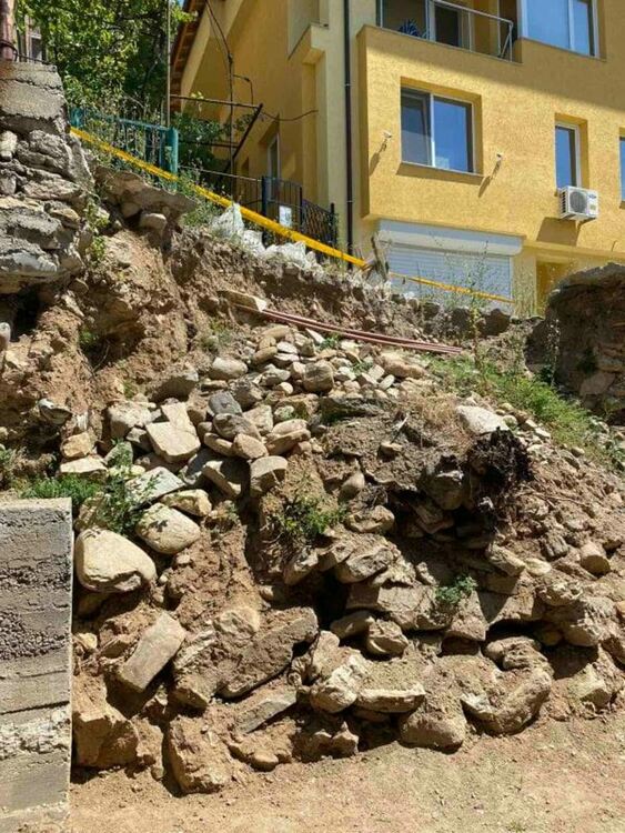 Укрепването на свлачището и ремонтът на ул. "Странджа" са напълно завършени (снимки)