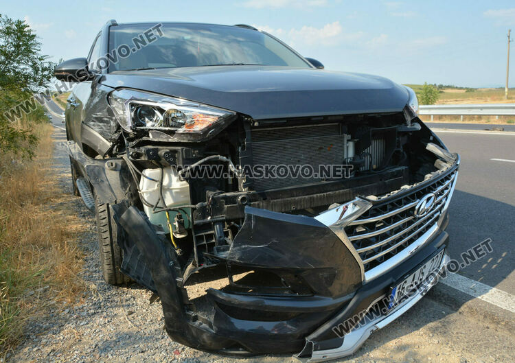 Хюндай и Опел се разбиха край Хасково