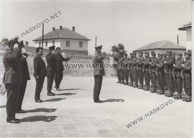Гранична военна делегация от СССР на посещение в гр. отряд - застава Асен Илиев 1968 г.