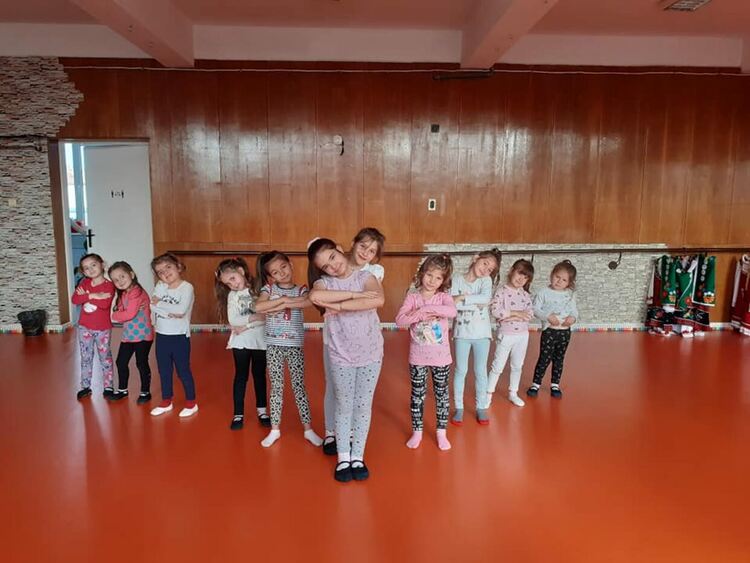 Dance fit със 7 награди от национален фестивал